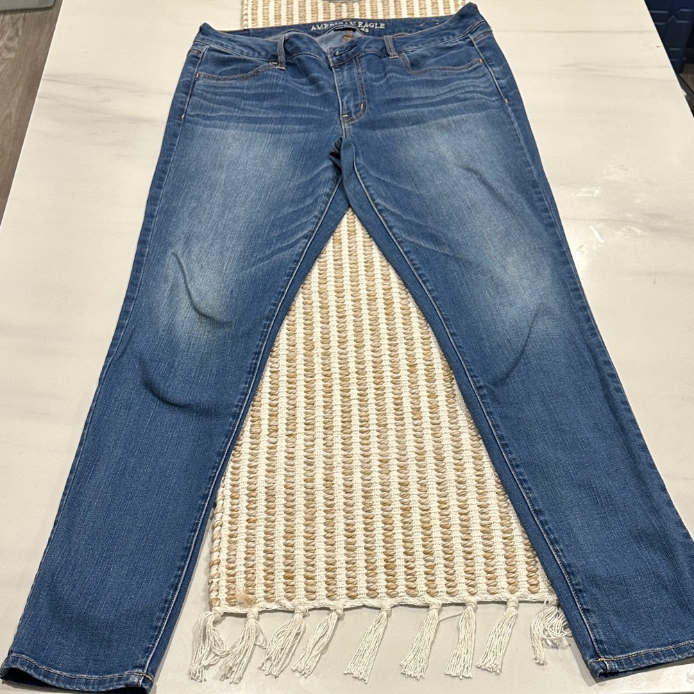 American Eagle Outfitters Light Blue Skinny Jeans